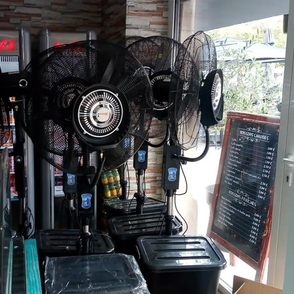 Ventilateur Brumisateur Terrasse 65 cm Ø – Rafraîchissement Puissant jusqu’à 50 m²
